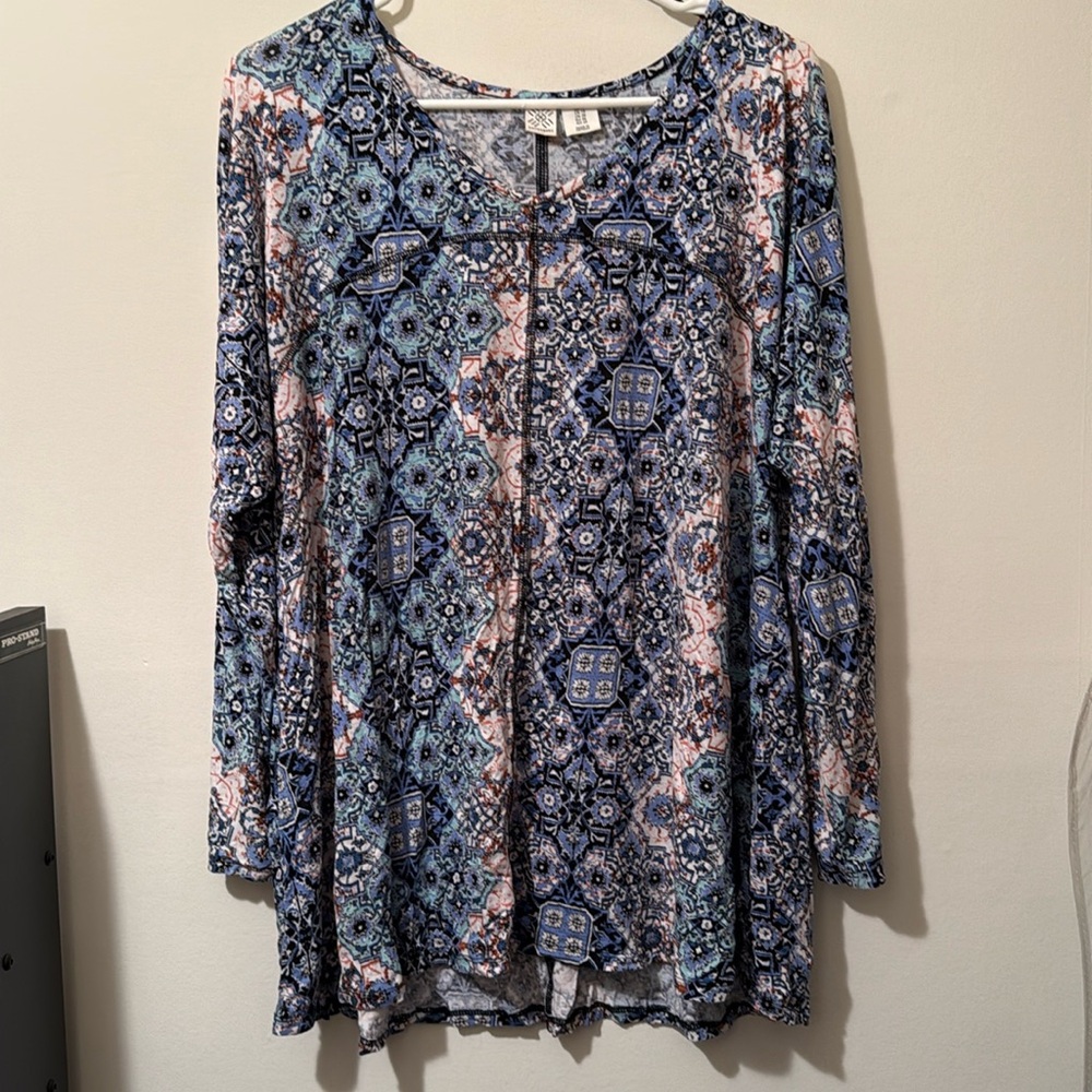 Artisan NY Woman’s Tunic Top 1X blue black top stitching